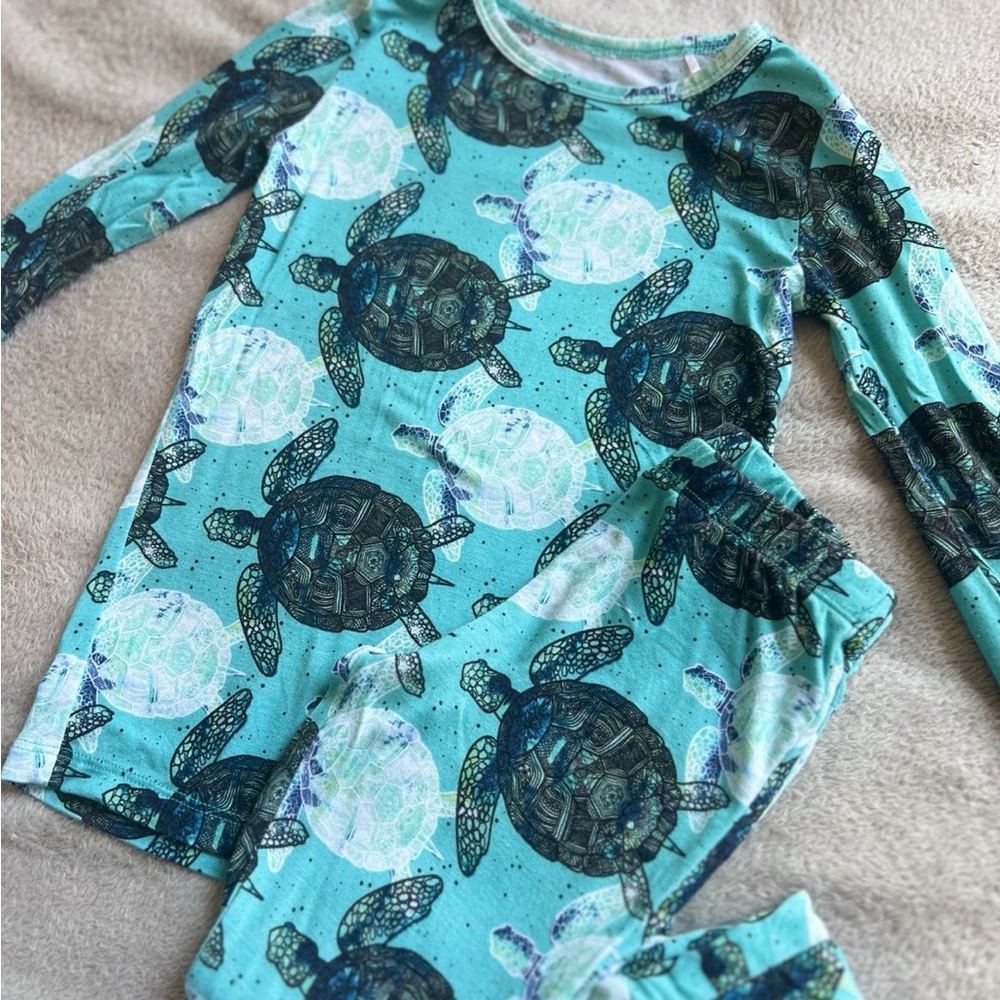 Dreamiere 2 piece long pajamas